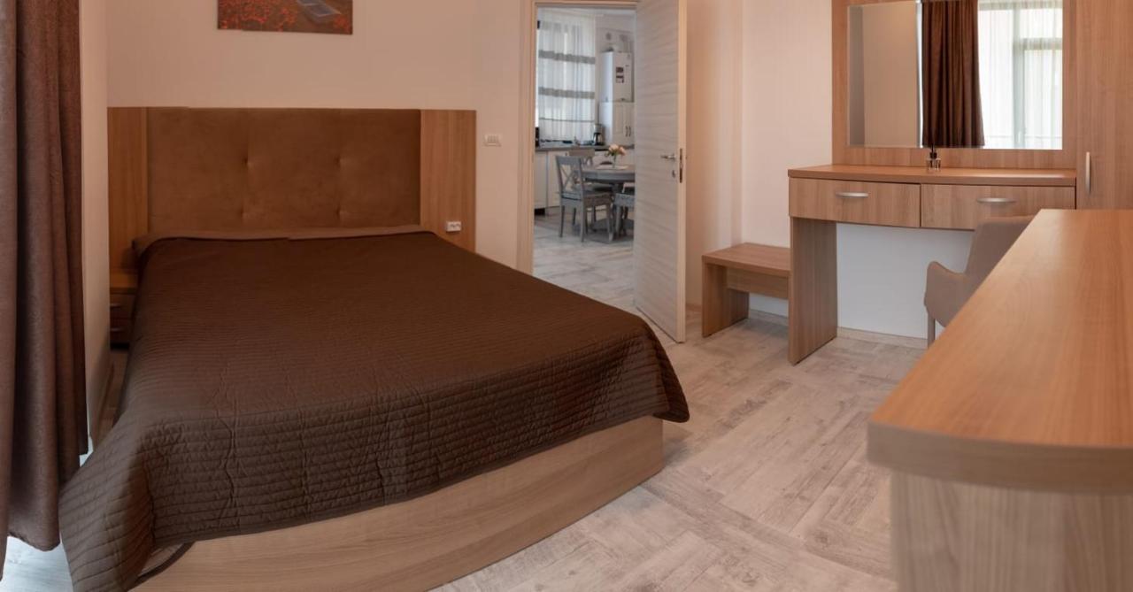 Ferienwohnung Iris Năvodari Exterior foto