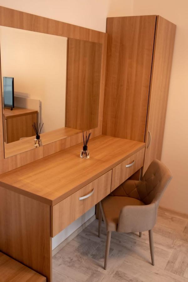 Ferienwohnung Iris Năvodari Exterior foto
